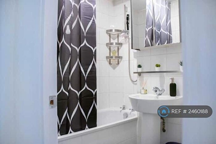 1 Bedroom Flat To Rent In Maplin Park, Slough, SL3