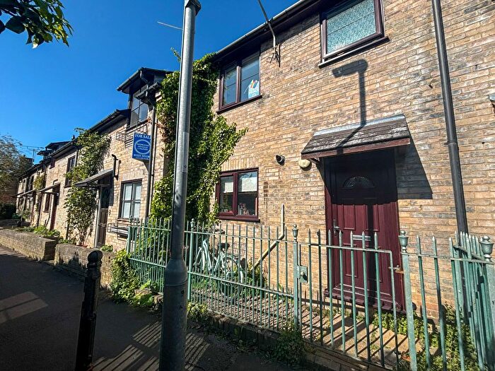 2 Bedroom Terraced House To Rent In Orchard Court, Cambridge, CB1