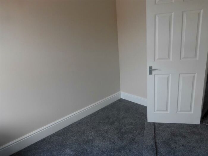 3 Bedroom House To Rent In Dean Street, Swindon, SN1