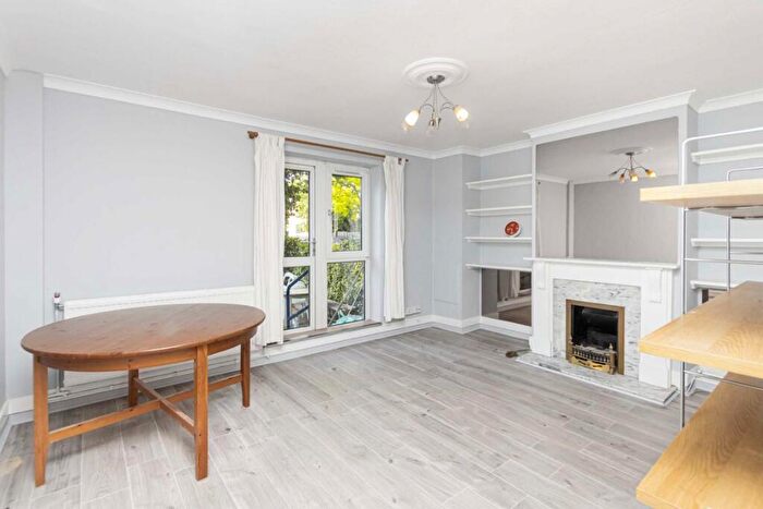 2 Bedroom Flat To Rent In Rotherfield Street, Rotherfield Street, N1