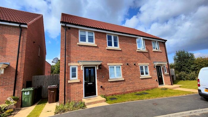 3 Bedroom Detached House To Rent In Heather Drive, Pontefract, West Yorkshire, WF8