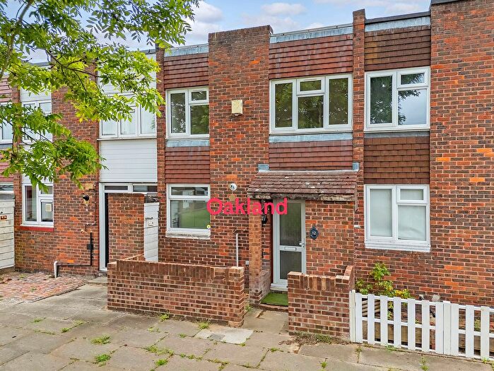 3 Bedroom Terraced House To Rent In Stanway Close, Chigwell, IG7