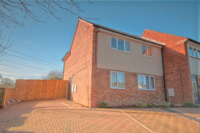2 Bedroom Apartment To Rent In Roman Road Wheatley Oxford, OX33