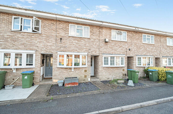2 Bedroom Terraced House For Sale In Pycroft Close, Southampton, Hampshire, SO19