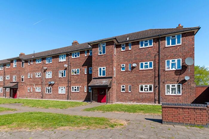 2 Bedroom Flat For Sale In Broxburn Drive, South Ockendon, RM15