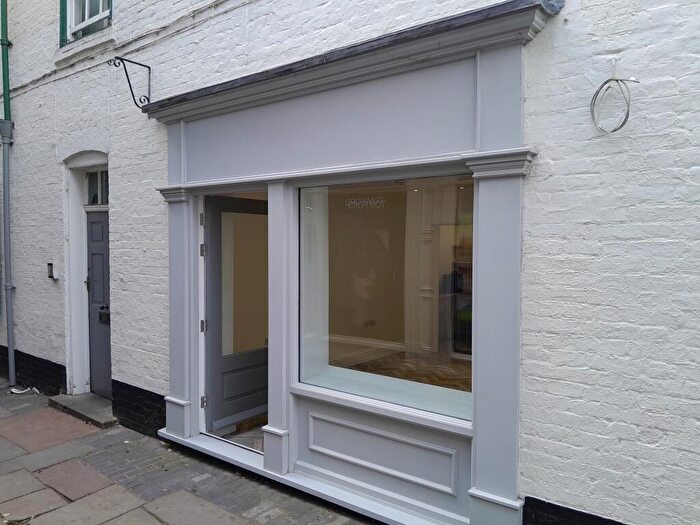 Property To Rent In Retail Unit Chain Lane, Newark, England, NG24