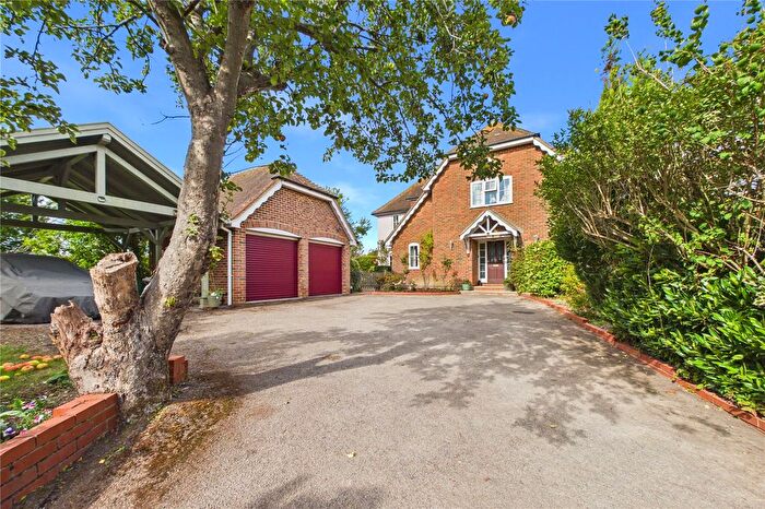 5 Bedroom Detached House For Sale In Elm Road, Sherborne St. John, Basingstoke, Hampshire, RG24
