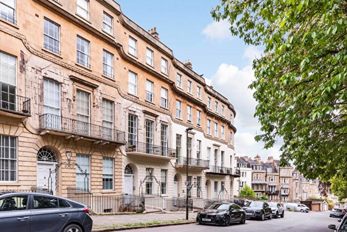 2 Bedroom Apartment For Sale In Cavendish Place, Bath, BA1