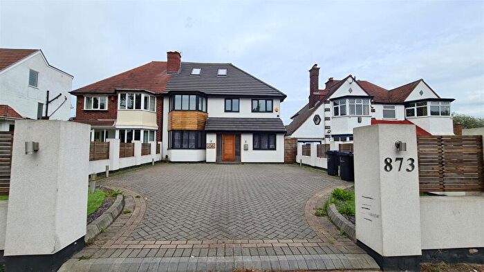 5 Bedroom Semi Detached House To Rent In Chester Road, Birmingham, B24