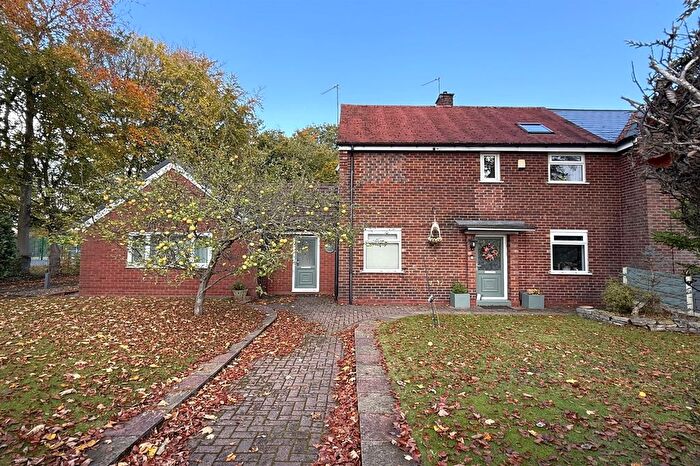 4 Bedroom Semi Detached House For Sale In Broad Road, Sale, M33