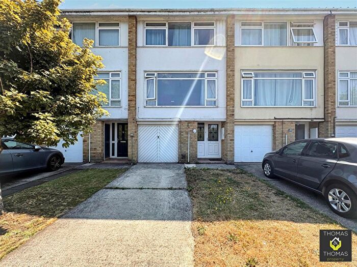 3 Bedroom Terraced House For Sale In Fairmile Gardens, Longford, GL2