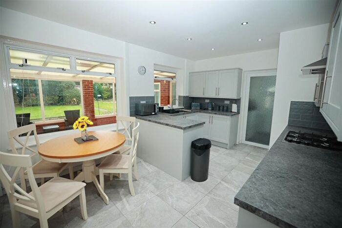 3 Bedroom Bungalow For Sale In Bradford Road, Castle Bromwich, Birmingham, B36