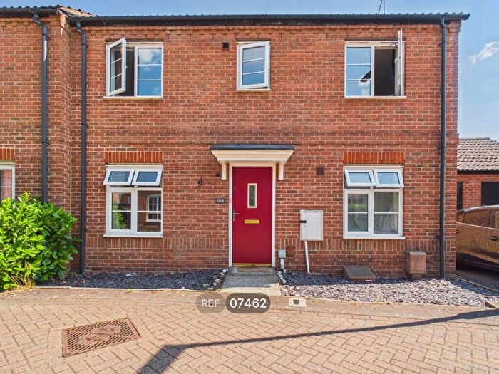 4 Bedroom Semi Detached House To Rent In Oswald Road, Peterborough, PE2