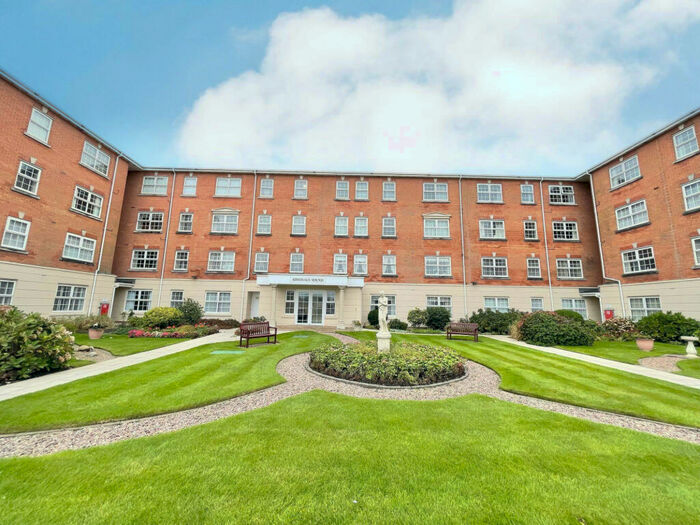 2 Bedroom Apartment For Sale In Admirals Sound, Cleveleys, FY5