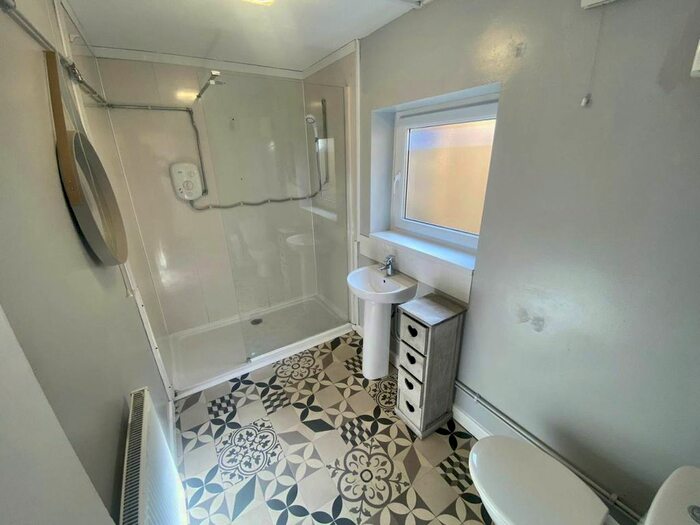 4 Bedroom Property To Rent In Marlborough Road, Brynmill, Swansea, SA2