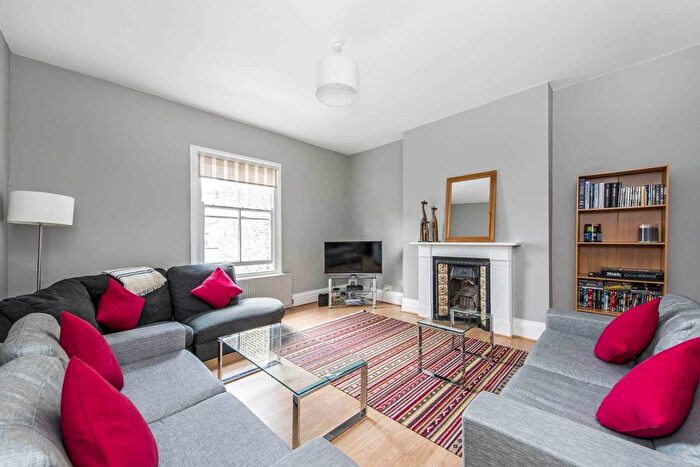 4 Bedroom Property To Rent In Inglethorpe St, Fulham, London, SW6