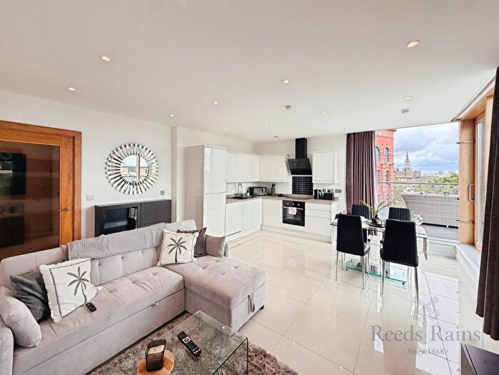 2 Bedroom Penthouse To Rent In Clavering Place, Newcastle Upon Tyne, Tyne And Wear, NE1