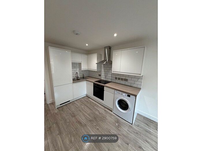 2 Bedroom Flat To Rent In Freebournes Court, Witham, CM8