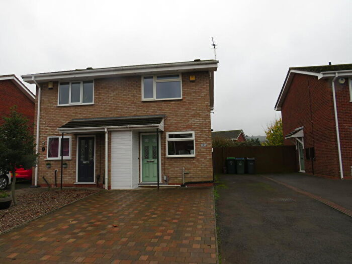 2 Bedroom Semi-Detached House To Rent In Eden Close, Tividale, Oldbury, B69