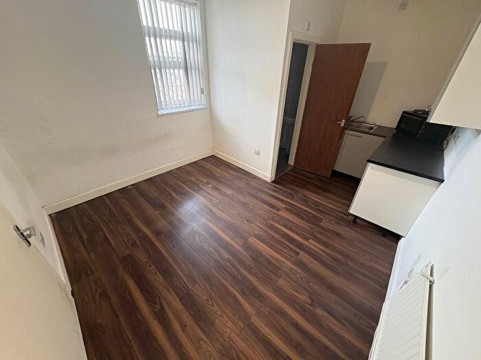 Studio To Rent In Stratford Road, Sparkhill, Birmingham, B11