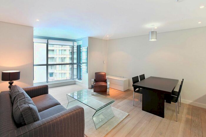 2 Bedroom Flat To Rent In Merchant Square, London, W2