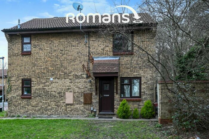 1 Bedroom Cluster House To Rent In Hythe Close, Bracknell, RG12