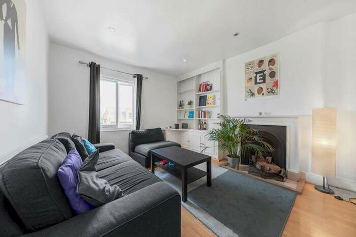 2 Bedroom Flat To Rent In Elms Road, Abbeville Village, SW4