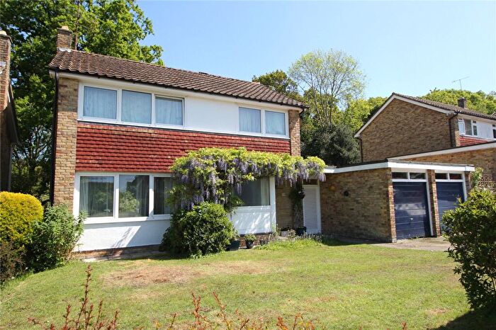 4 Bedroom Detached House For Sale In Phillips Close, Headley, Bordon, Hampshire, GU35