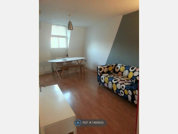 1 Bedroom Flat To Rent In Portobello Road, London, W10