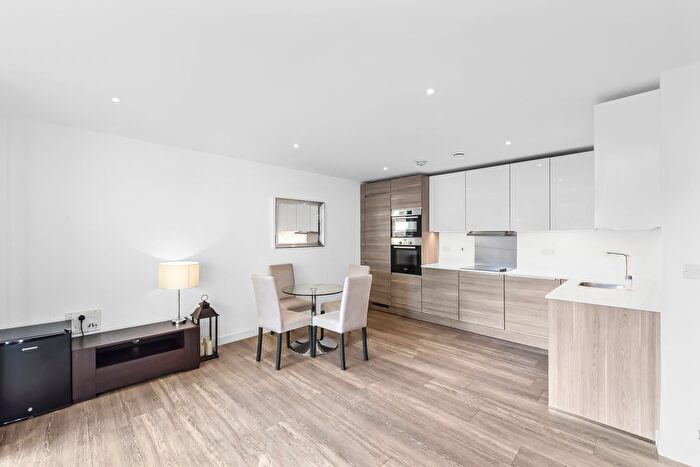 2 Bedroom Flat To Rent In Cleveley Court, Marine Wharf, Surrey Quays, London, SE16