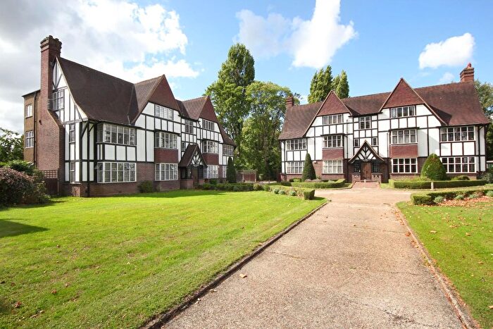 3 Bedroom Flat For Sale In Monks Drive, W3