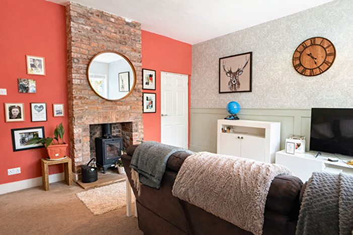 3 Bedroom Semi Detached House For Sale In Bacup Road, Rawtenstall, Rossendale, BB4