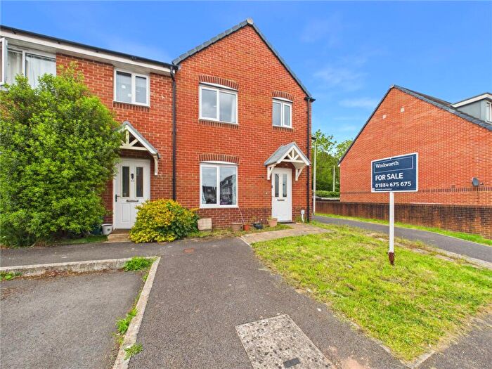 3 Bedroom End Of Terrace House For Sale In Gale Way, Tiverton, Devon, EX16