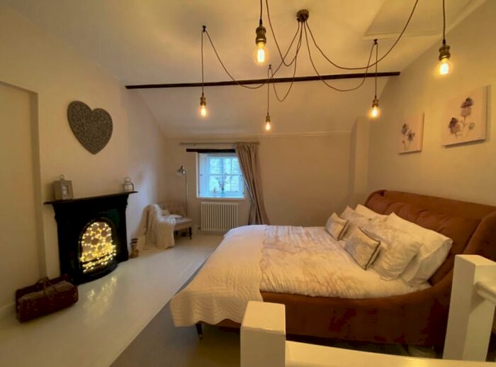 2 Bedroom Cottage To Rent In Buxton Road, Bakewell, DE45