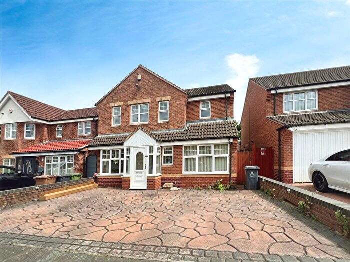 4 Bedroom Detached House To Rent In Yale Road, Willenhall, West Midlands, WV13