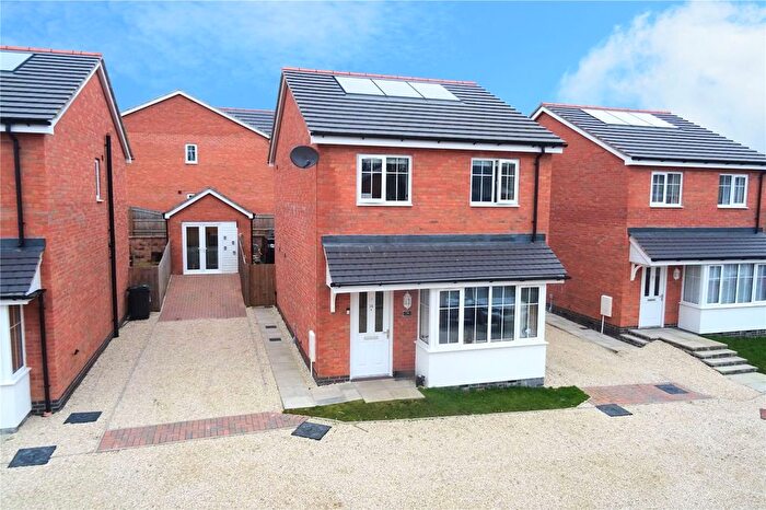 3 Bedroom Detached House For Sale In Badgers Field, Arddleen, Llanymynech, Powys, SY22