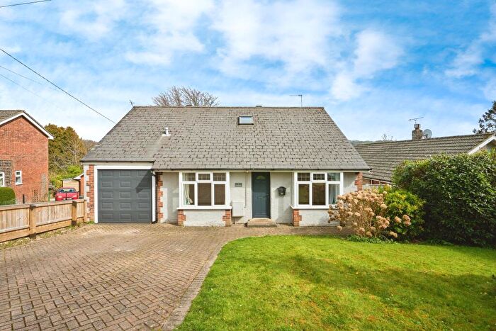 5 Bedroom Detached House To Rent In Watergate Road, Newport, PO30