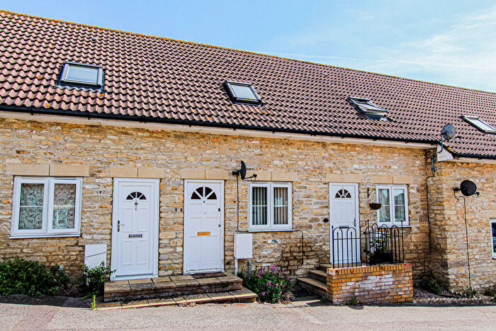 1 Bedroom Terraced House For Sale In Palace Gate, Irthlingborough, NN9