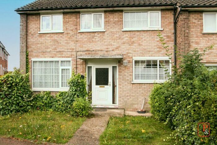 3 Bedroom End Of Terrace House To Rent In Tulip Walk, Colchester, Essex, CO4