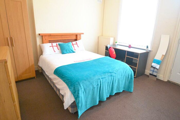 4 Bedroom Terraced House To Rent In Ednaston Road, Dunkirk, Nottingham, NG7