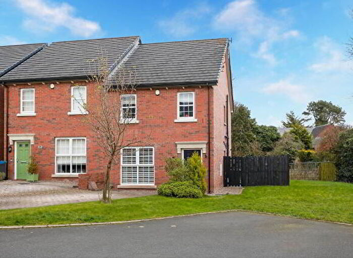 3 Bedroom Semi-Detached House For Sale In Meadow Green, Lisburn, BT28