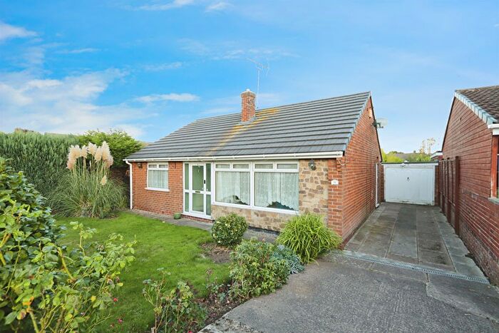2 Bedroom Detached Bungalow For Sale In Rosegarth Avenue, Aston, Sheffield, S26