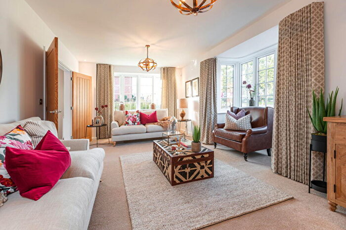4 Bedroom Detached House For Sale In Normandy Way, Hinckley, Leicester, LE10
