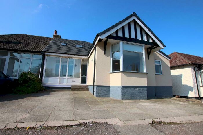 4 Bedroom Semi-Detached House To Rent In Menlove Avenue, Woolton, Liverpool, L25