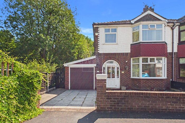 3 Bedroom Semi Detached House For Sale In Cambrai Avenue, Warrington, WA4