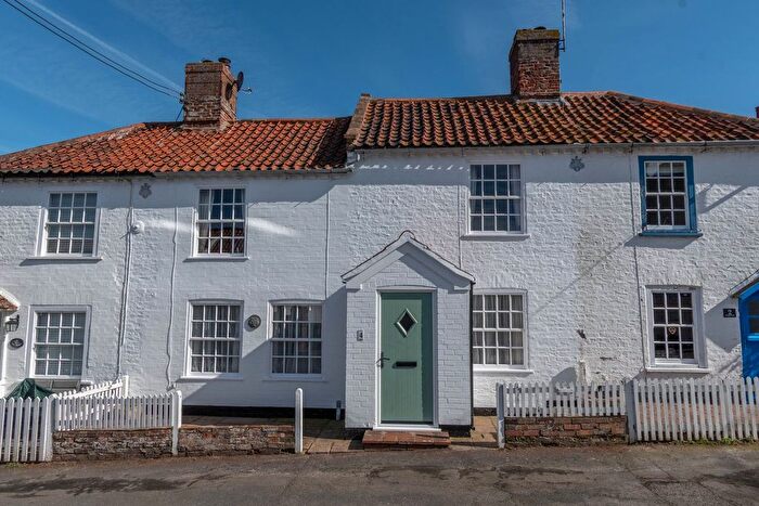 2 Bedroom Terraced House For Sale In Chapel Yard, Wells-Next-The-Sea, NR23