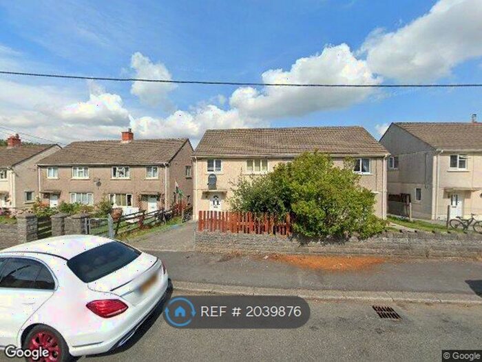 2 Bedroom Flat To Rent In Treforis, Ammanford, SA18