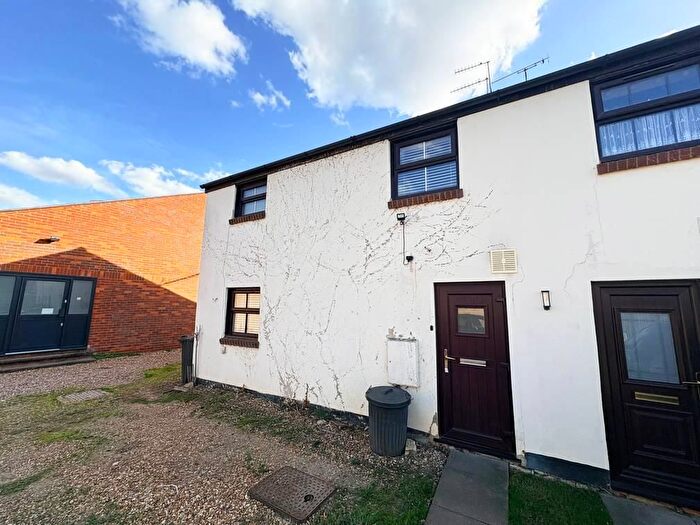 1 Bedroom Maisonette To Rent In Berrells Court, Olney, MK46