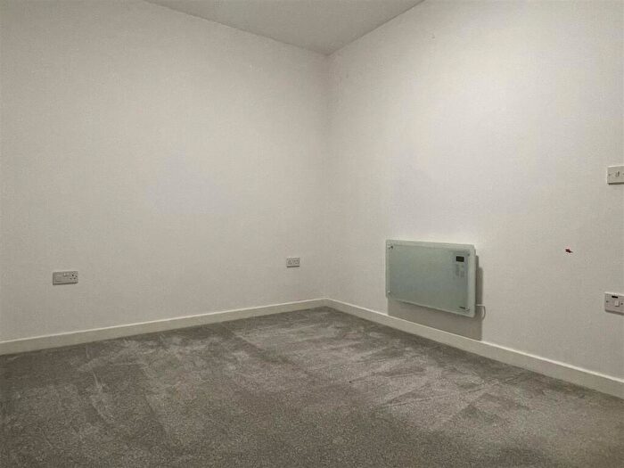 2 Bedroom Apartment For Sale In St. Mary Street, Weymouth, DT4