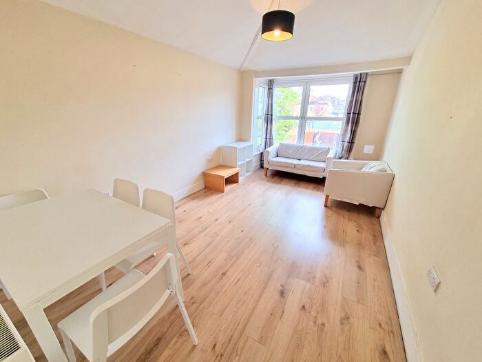 2 Bedroom Maisonette To Rent In Salisbury Road, Forest Gate, E7
